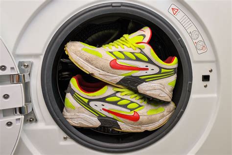 shoe wash in washing machine.